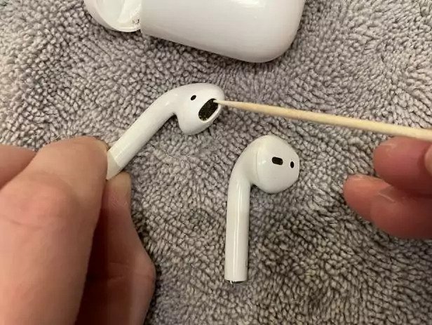 How To Clean My AirPods